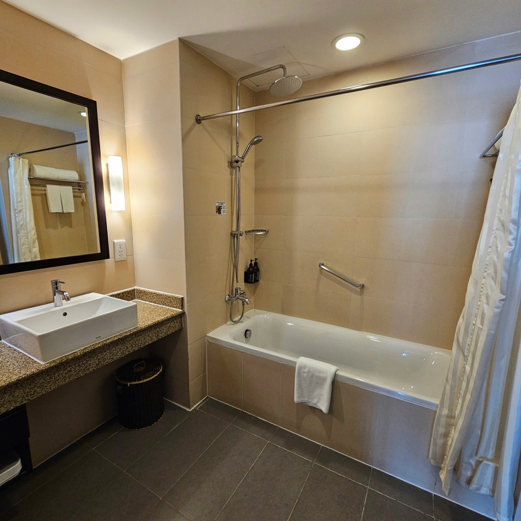 Somerset Hoa Binh - 1 bed room