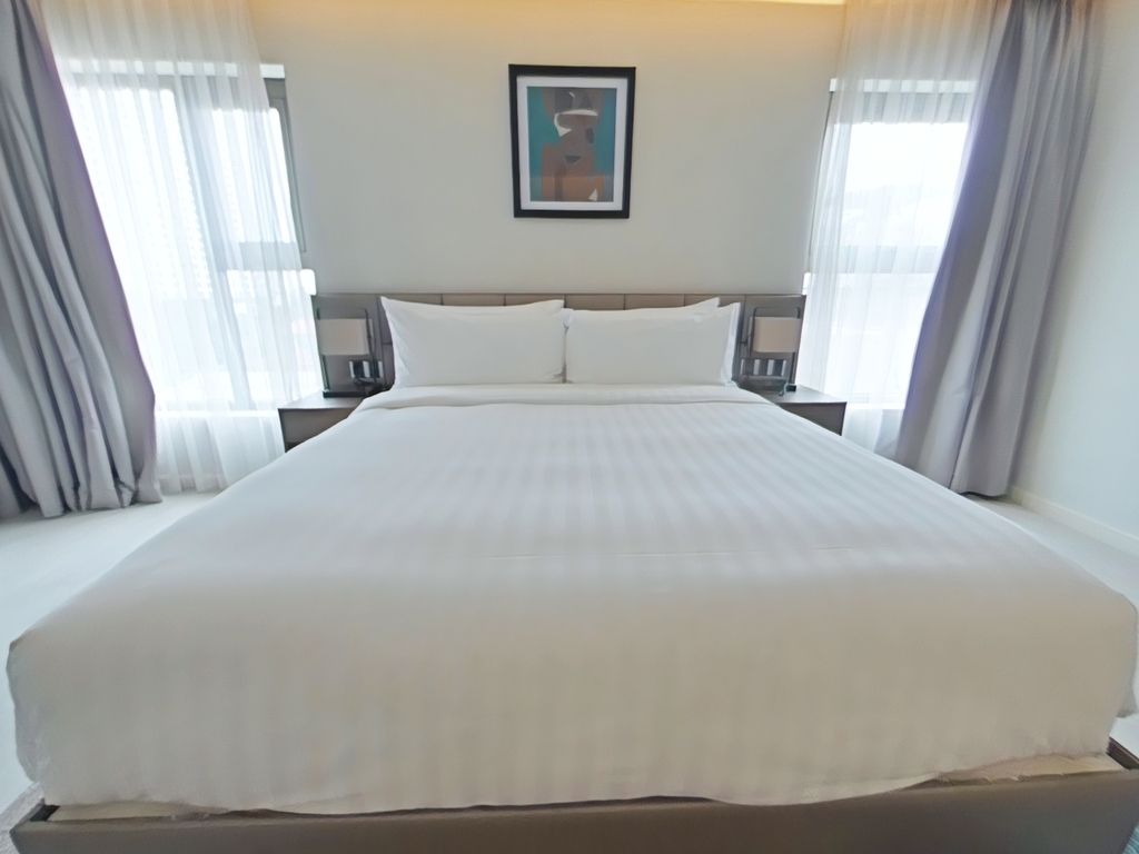Oakwood Residence Hanoi - 3 bed room