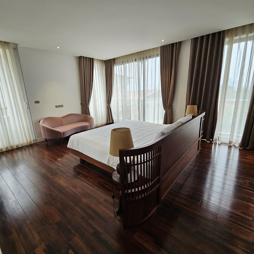 The Vertical Apartment - 4 bed room