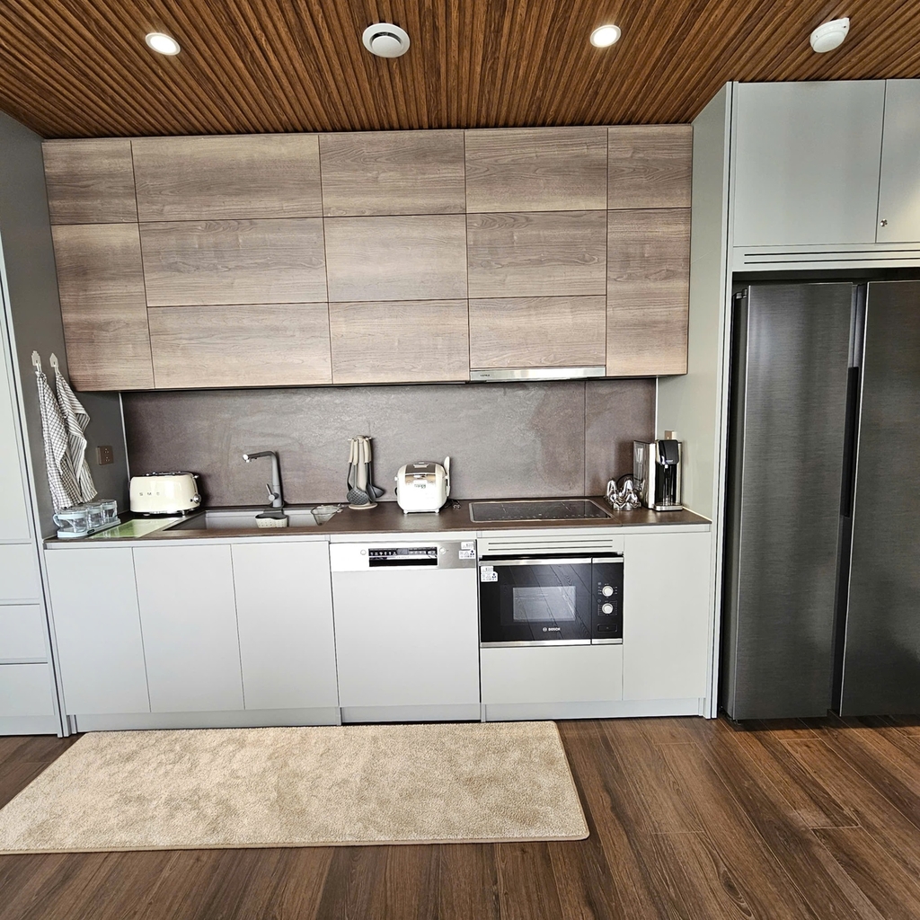 Peninsula Perch Apartment - 1 bed room