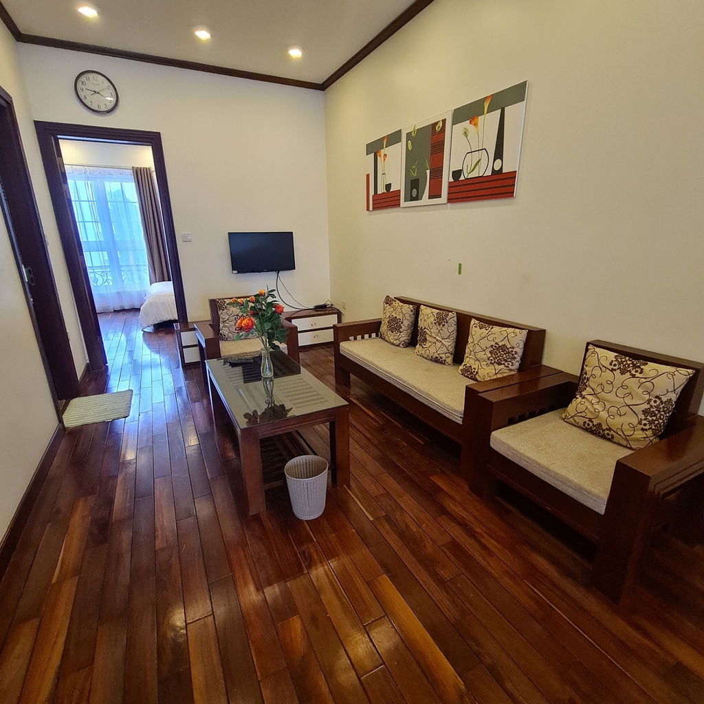 103 Lac Chinh Apartment - 2 bed room