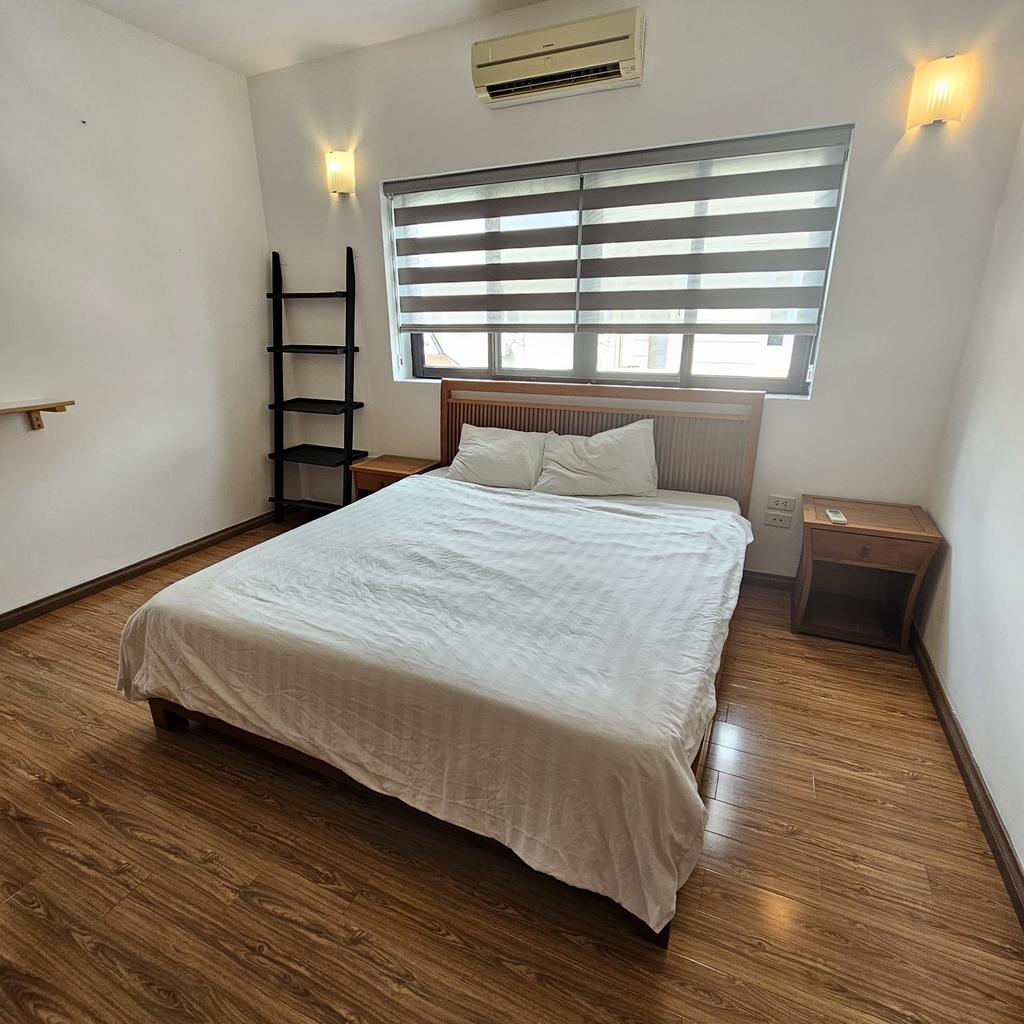 120 Tu Hoa Apartment - 2 bed room