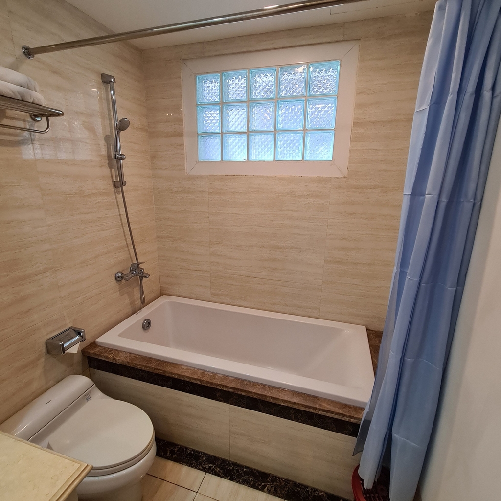 Grand Spring Suites -  1 bed room L型キッチン