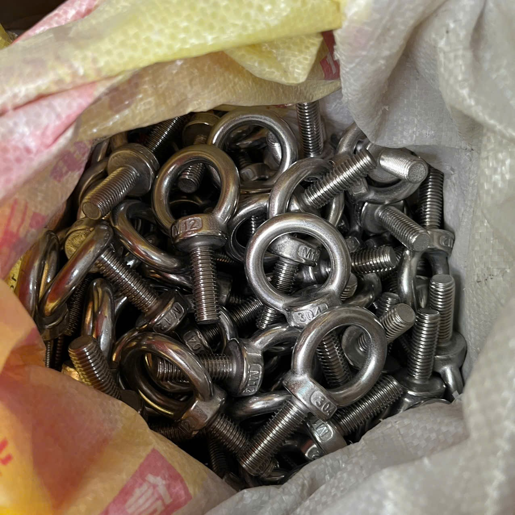 Bu lông Móc cẩu Inox