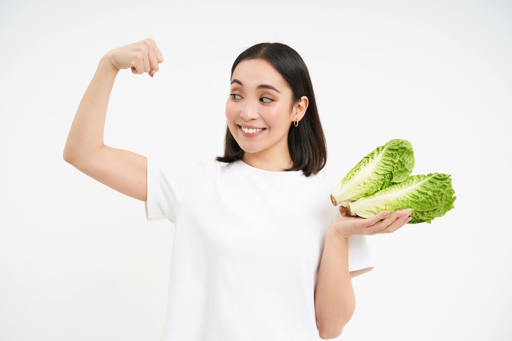 Tăng sức đề kháng tự nhiên là 1 trong những lợi ích khi ăn uống cân bằng âm dương.