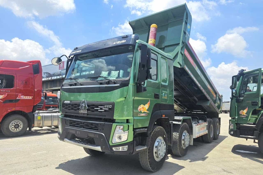 howo v7x 380