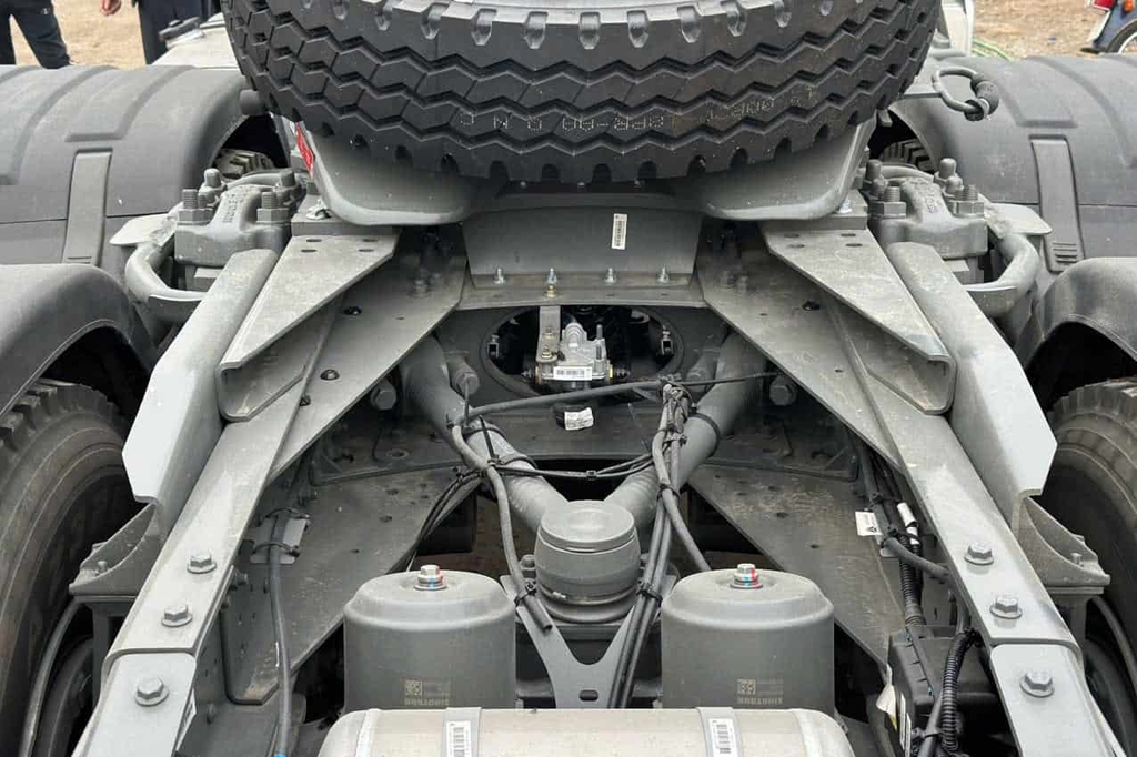 Thanh giằng cầu hình chữ V chắc chắn