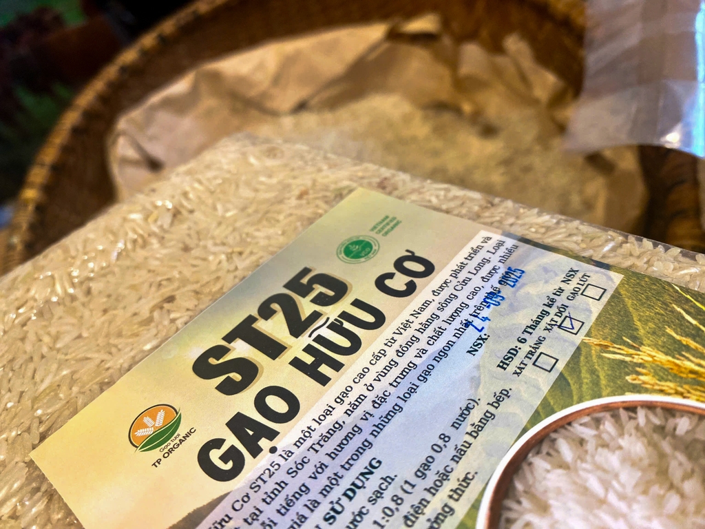 Gạo ST 25 Hữu Cơ xát dối - 2kg