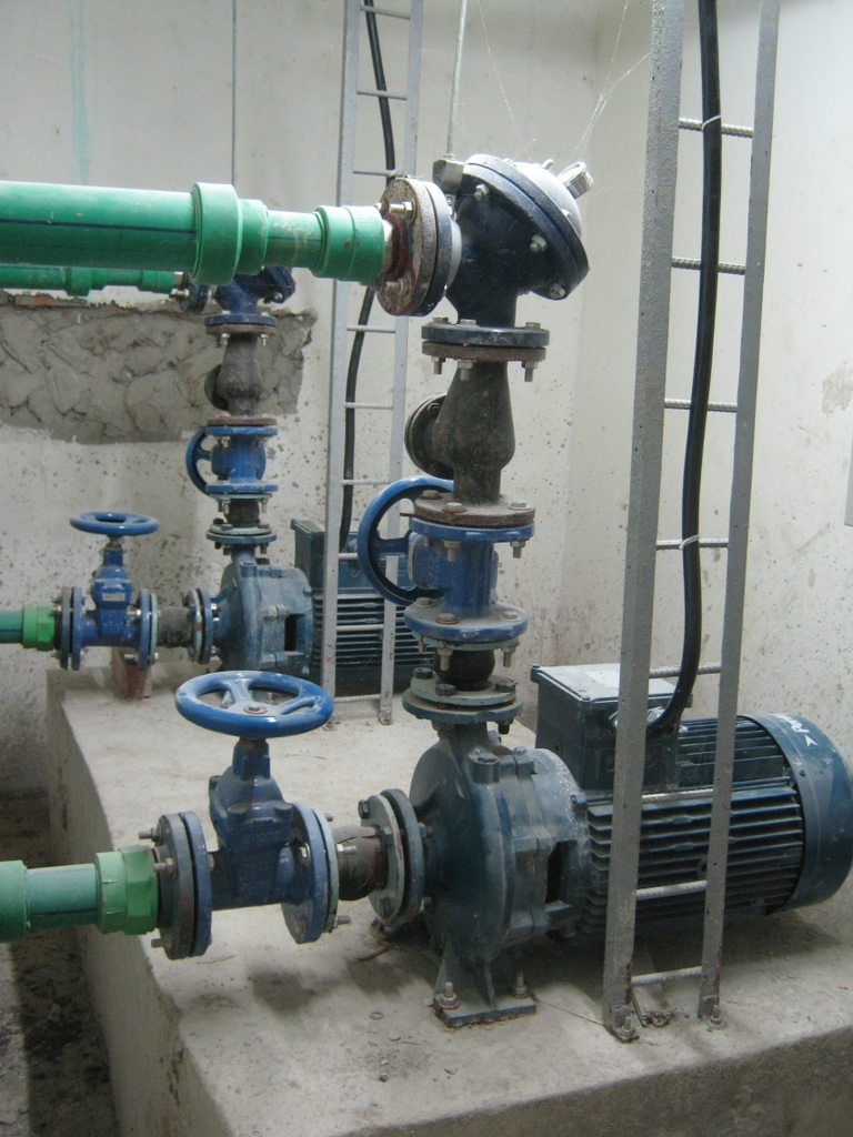 Bơm hút nước sông: Đặc điểm, thông số kỹ thuật và bảng giá cập nhật 2020