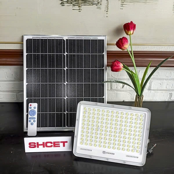 Đèn pha năng lượng mặt trời SHCET CET-107B-300W