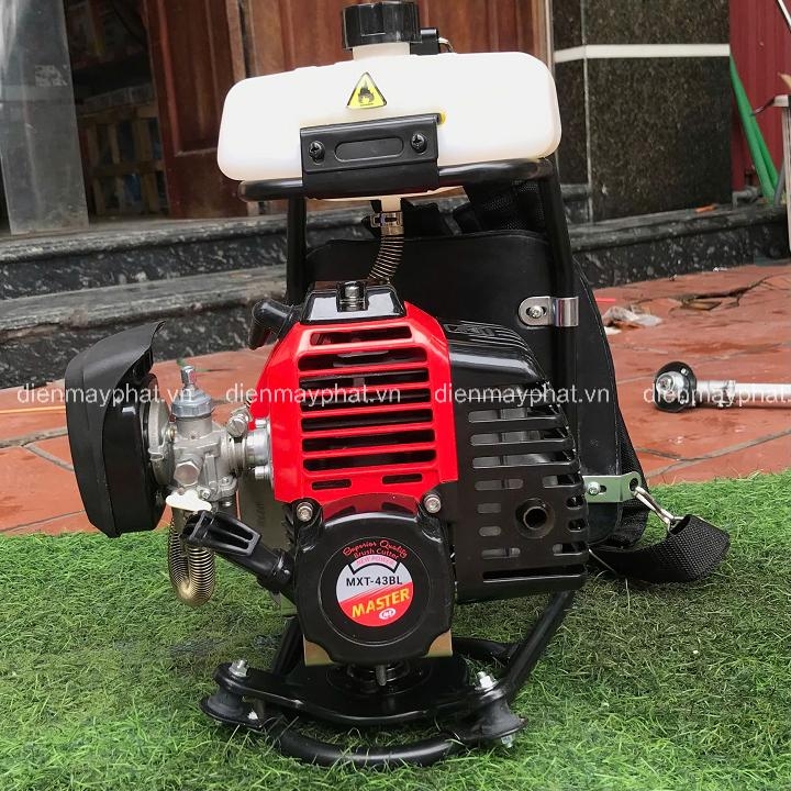 Máy cắt cỏ đeo ba lô chạy xăng 2 thì MASTER MVX-43BL