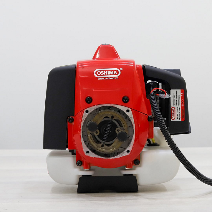 Máy cắt cỏ chạy xăng 2 thì 2.3KW OSHIMA 568D