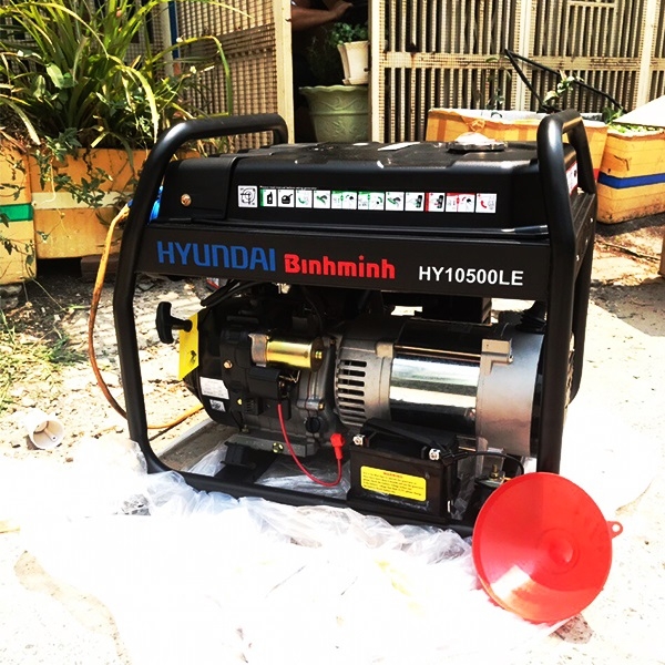 Máy phát điện chạy xăng có đề HUYNDAI 8KW HY10500LE