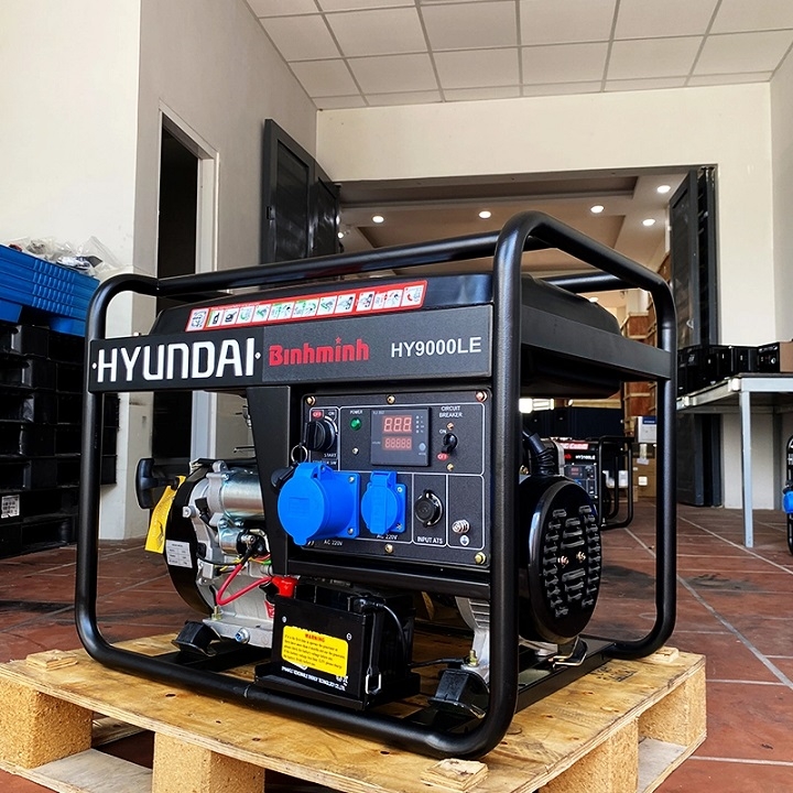 Máy phát điện chạy xăng có đề HUYNDAI 6KW HY9000LE