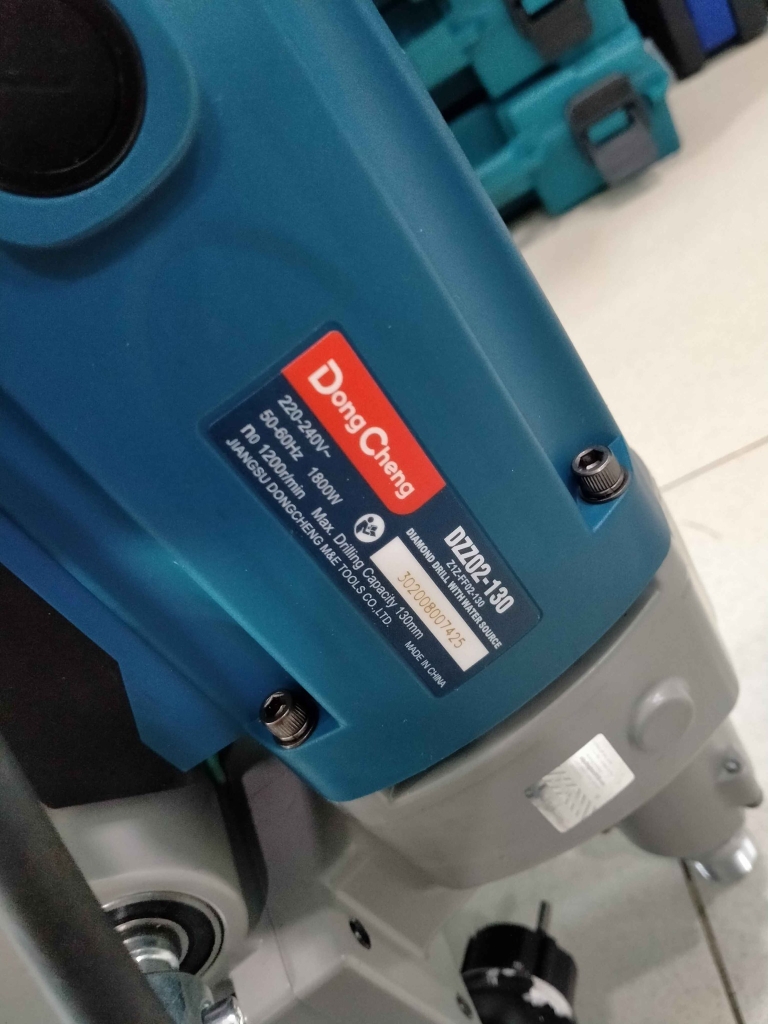 Máy khoan rút lõi bê tông DONGCHENG DZZ02-130 1800w