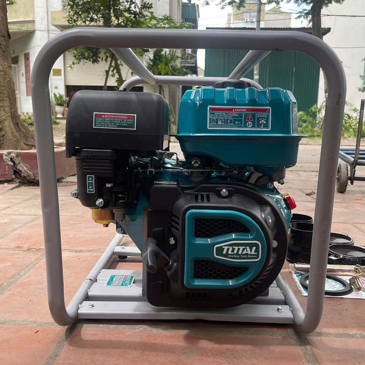 Máy bơm nước chạy xăng TOTAL TP3401 9HP