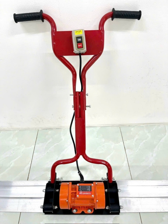 Máy đầm thước điện KAMASTSU KDE600 600W