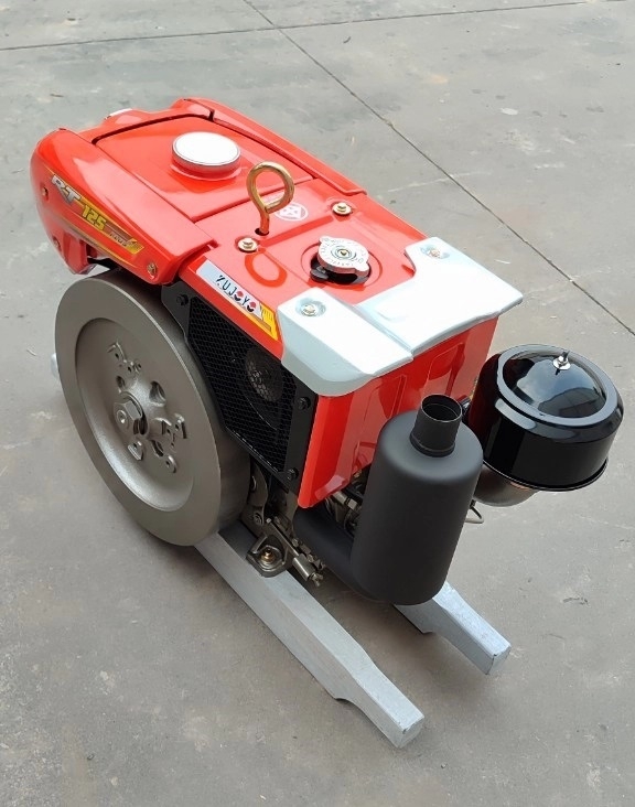 Máy Nổ – Động Cơ Dầu Kujoyo 11HP RT125N (D11 Gió)