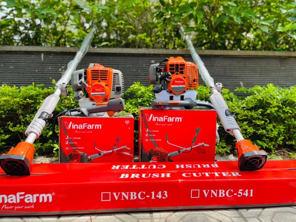Máy cắt cỏ chạy xăng VINAFARM 1470W VNBC-541 2 thì