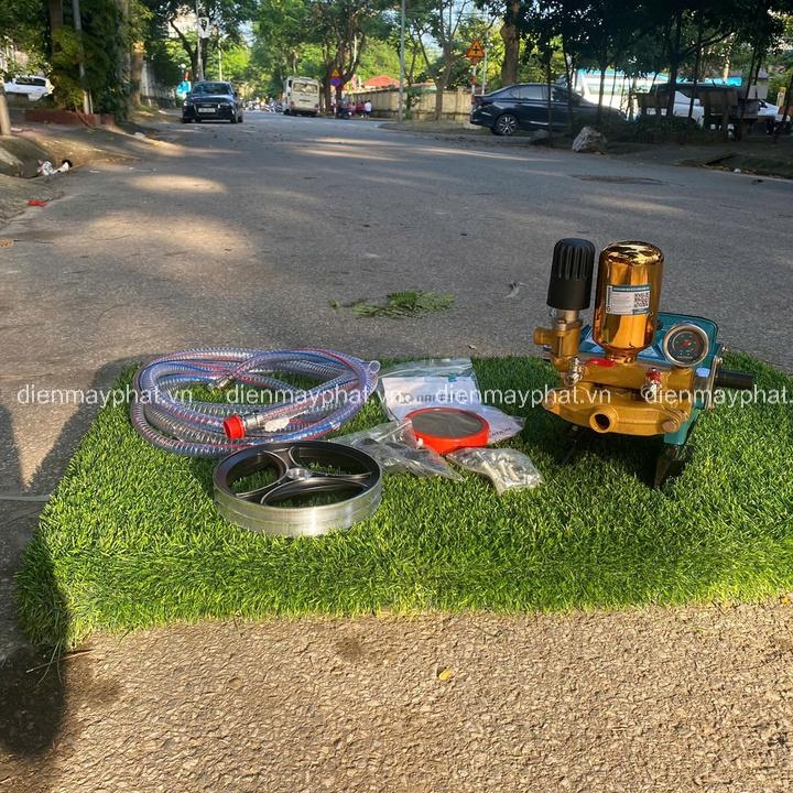 Đầu xịt áp lực NAKAWA NK-338SU piston sứ 1HP