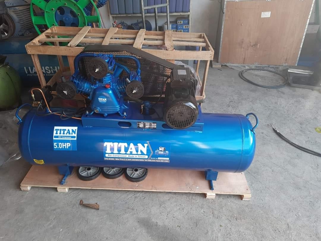 Máy Nén Khí Dây Đai Titan 3Hp 135L TPD-135W2