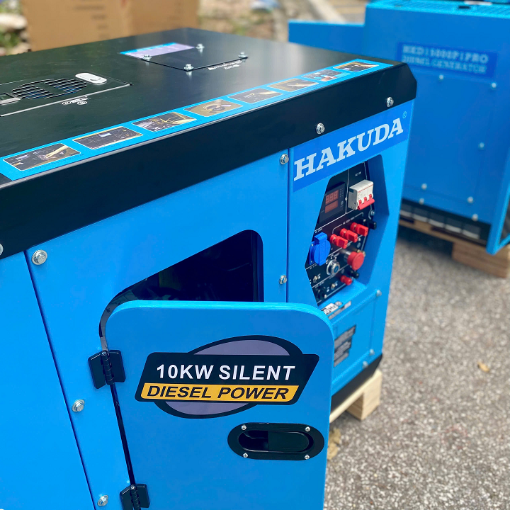 Máy phát điện chạy dầu 10kW HAKUDA HKD10000P3 chống ồn 3 pha