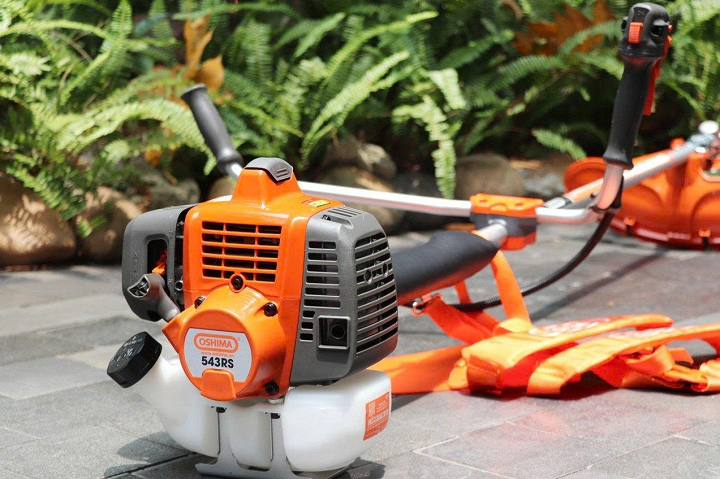 Máy cắt cỏ OSHIMA 543RS 1.65kW 2 thì