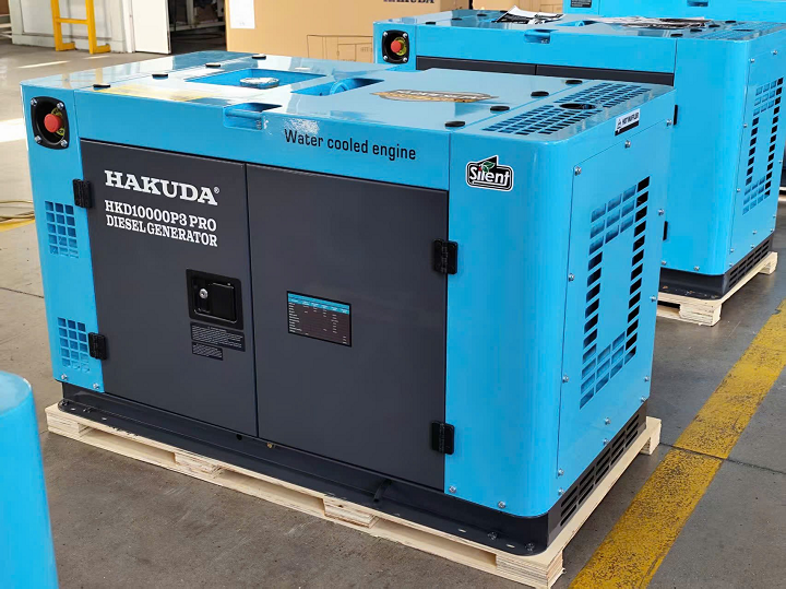 Máy phát điện chạy dầu HAKUDA HKD10000P3 PRO 10KW 3 pha siêu cách âm