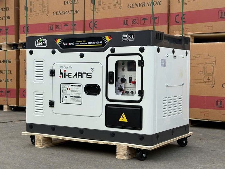 Máy phát điện chạy dầu chống ồn HI-EARNS 10KW HEG15000SE