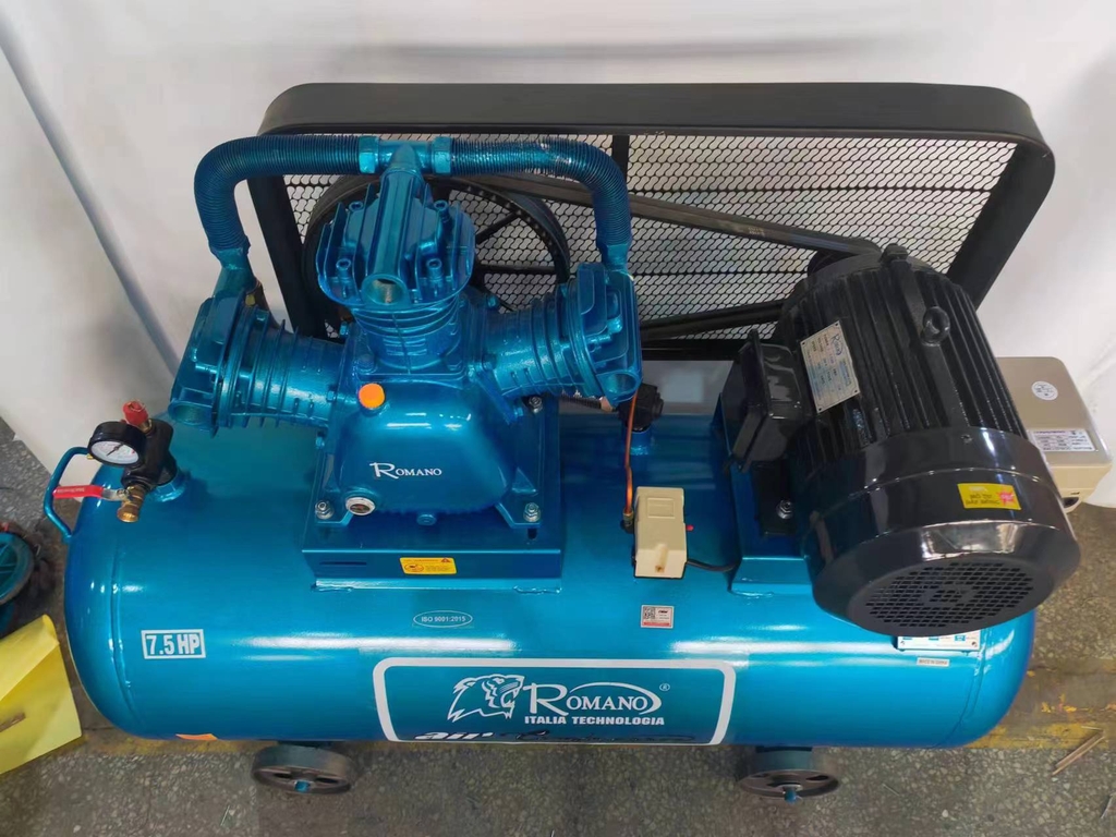 Máy Nén Khí Dây Đai 7.5HP 300L Romano RM75-300