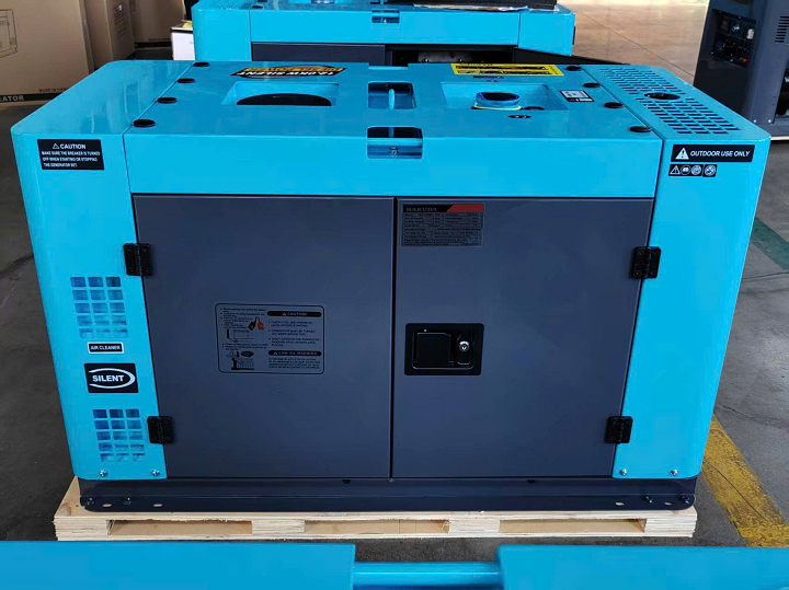 Máy phát điện chạy dầu HAKUDA HKD12000P1 PRO 12KW siêu cách âm