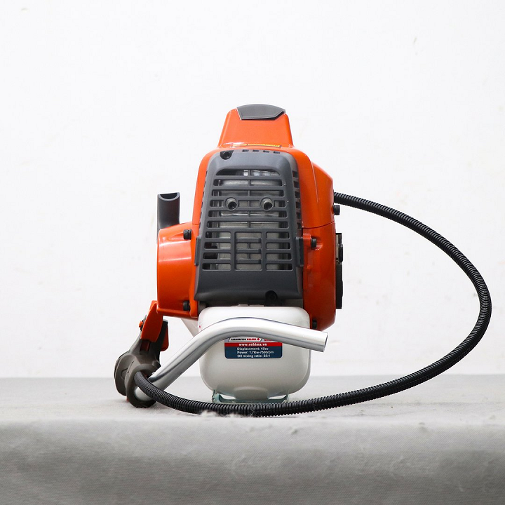 Máy cắt cỏ chạy xăng 2 thì 1.7KW MITSUKAISHO W543