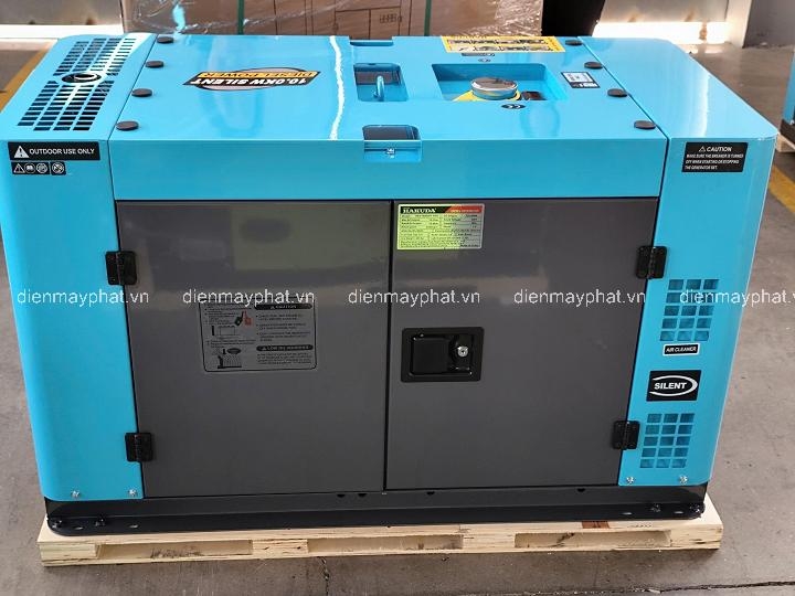 Máy phát điện chạy dầu HAKUDA HKD10000P1 PRO 10KW siêu cách âm