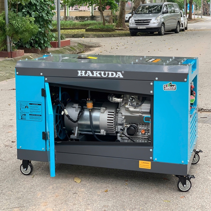 Máy phát điện chạy dầu diesel 15KW HAKUDA HKD15KP3PRO 3 pha có đề