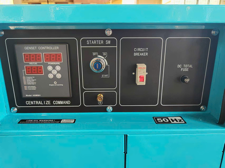 Máy phát điện chạy dầu HAKUDA HKD12000P1 PRO 12KW siêu cách âm