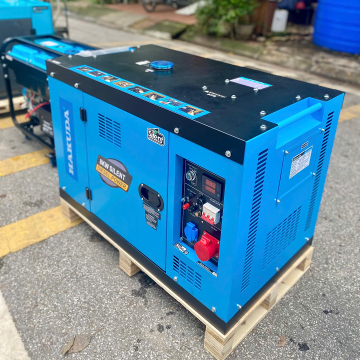Máy phát điện chạy dầu 8KW HAKUDA HKD8000P3 380V