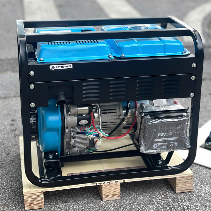 Máy phát điện chạy dầu HAKUDA 7KW HKD7000P1T