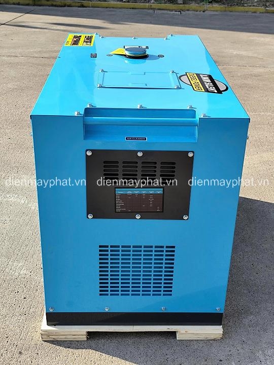 Máy phát điện chạy dầu HAKUDA HKD8000P3 PRO 8KW 3 pha siêu cách âm