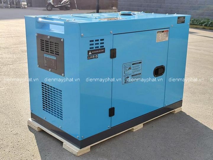 Máy phát điện chạy dầu HAKUDA HKD8000P3 PRO 8KW 3 pha siêu cách âm
