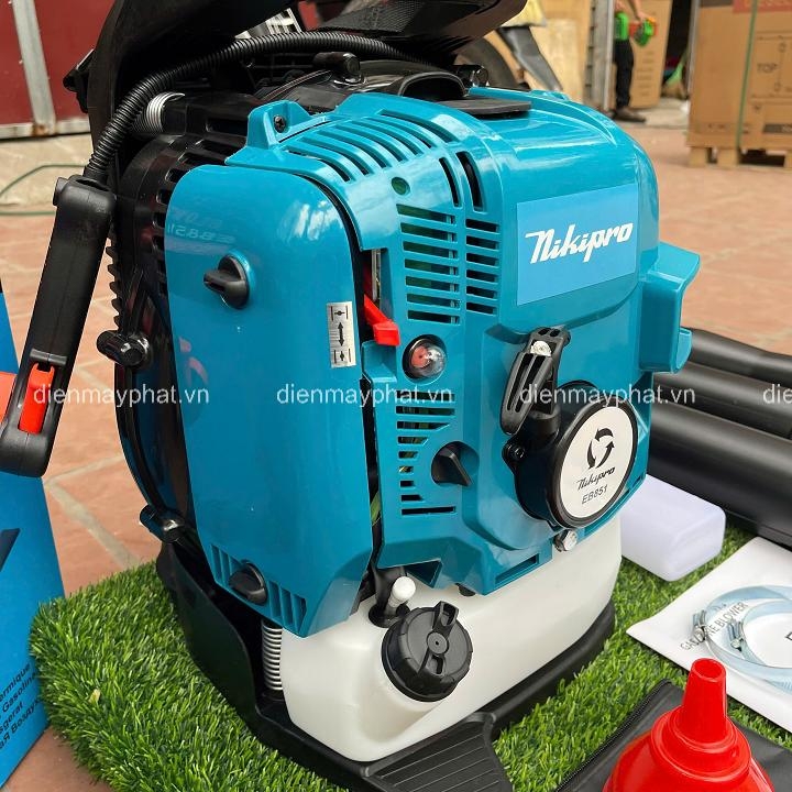 Máy thổi bụi chạy xăng NIKI PRO 3.2KW EB851 4 thì