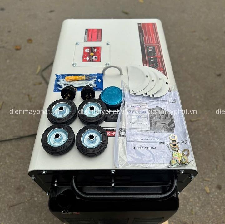 Máy phát điện chạy dầu MACTOOL 5KW XDM-680E chống ồn