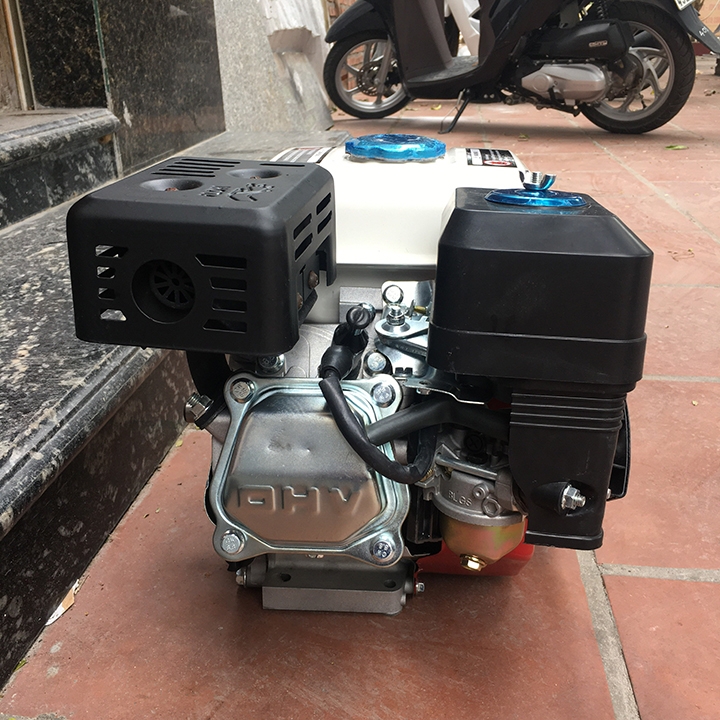 Máy nổ chạy xăng GMAX 6.5HP trắng
