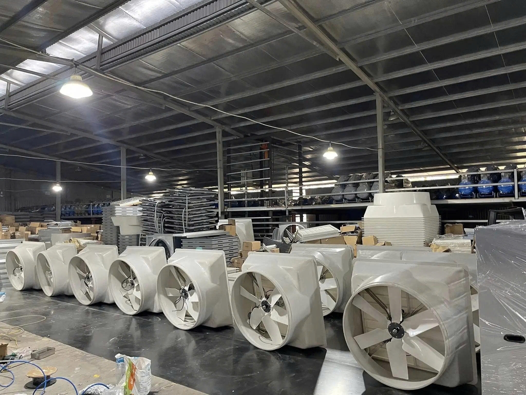Quạt hút thông gió Composite cánh đúc WING 750W TMGQ-1260 380V