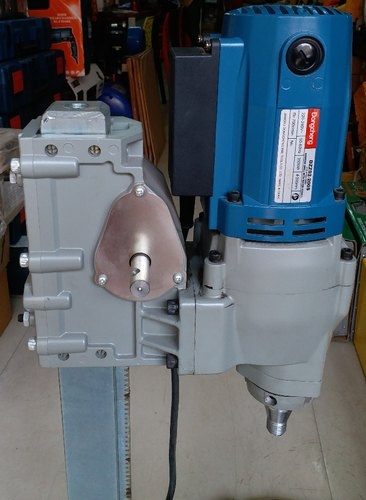 Máy khoan rút lõi bê tông DONGCHENG DZZ02-200S 3500w