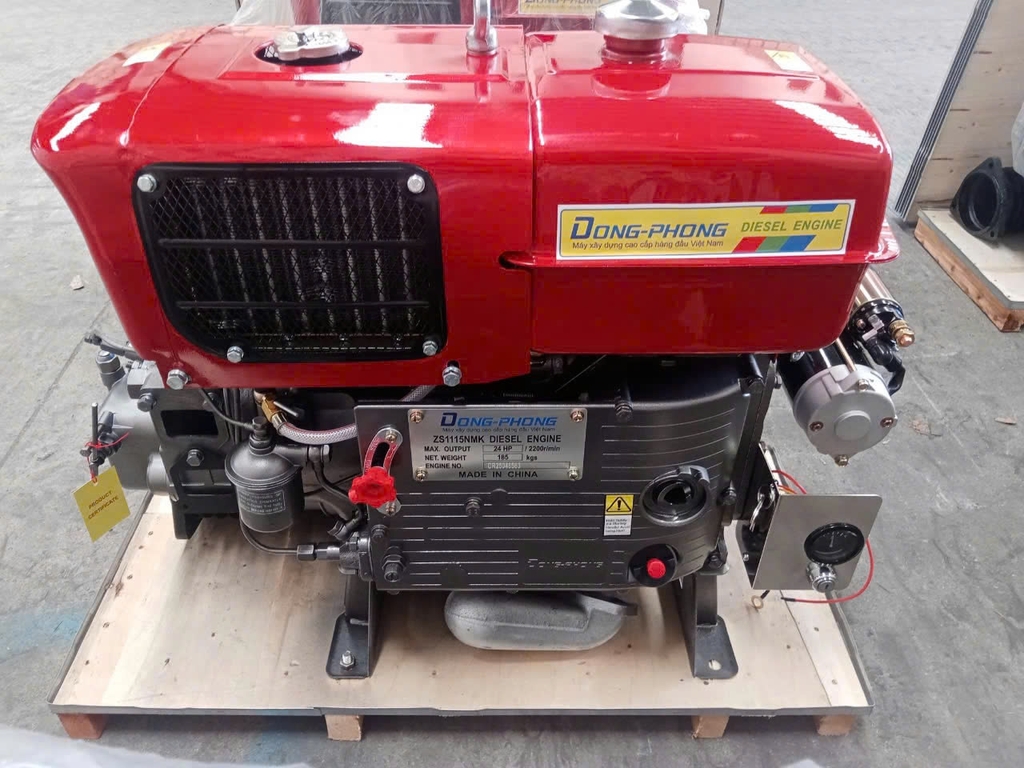 Máy nổ chạy dầu diesel Đông Phong ZS1115NMK 24HP D24 gió đề