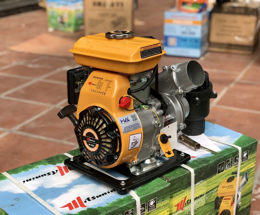 Máy Bơm Nước Chạy Xăng Mitsunini 1.9HP MT-20XS