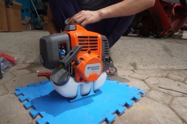 Máy cắt cỏ 2 thì HUSQVARNA 531RS