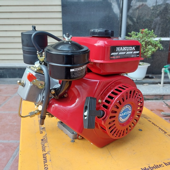 Máy Nổ – Động Cơ Dầu Hakuda 6HP HKD 6D