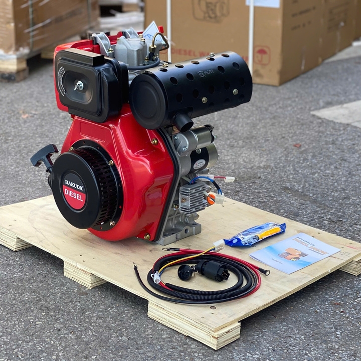 Máy nổ dầu 11.6HP HAKUDA HKD192FE có đề