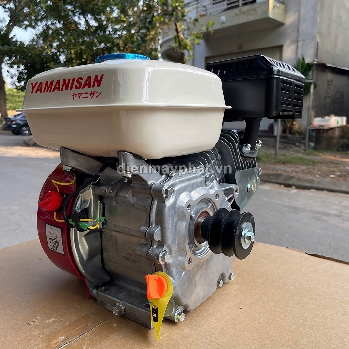 Máy nổ chạy xăng YAMANISAN 7HP